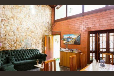 Casa à venda com 280m², 3 quartos e 3 vagas