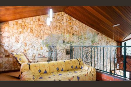 Casa à venda com 280m², 3 quartos e 3 vagas