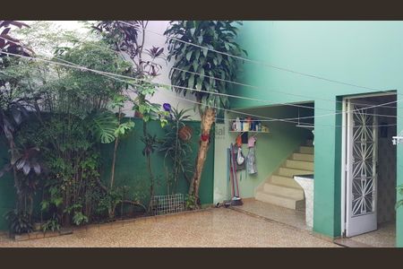 Casa à venda com 3 quartos, 257m² em Vila Regente Feijó, São Paulo