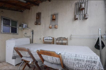 Apartamento para alugar com 110m², 2 quartos e sem vagaÁrea de Serviço