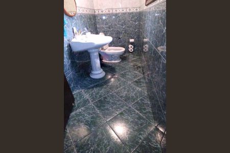 Casa à venda com 177m², 3 quartos e 3 vagas