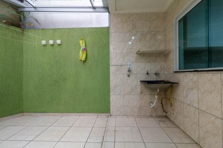 Casa à venda com 150m², 3 quartos e 2 vagasQuintal e Área de Serviço