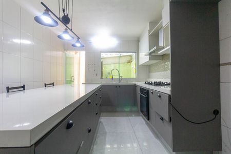 Casa à venda com 150m², 3 quartos e 2 vagasCozinha