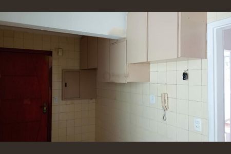 Apartamento à venda com 68m², 2 quartos e 1 vaga