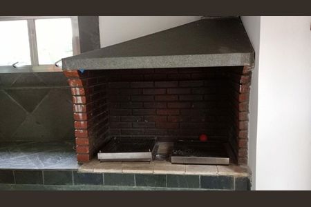 Apartamento à venda com 68m², 2 quartos e 1 vaga