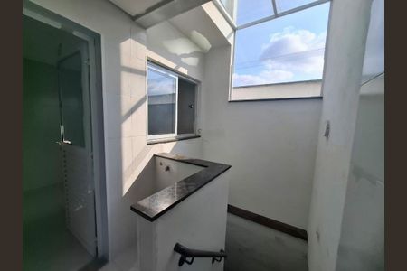 Casa à venda com 115m², 3 quartos e 2 vagas