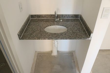 Apartamento à venda com 33m², 2 quartos e sem vagaBanheiro