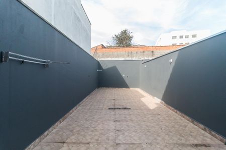 Casa para alugar com 690m², 3 quartos e 3 vagasQuintal dos Fundos