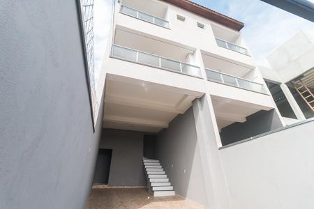 Casa para alugar com 690m², 3 quartos e 3 vagasFachada
