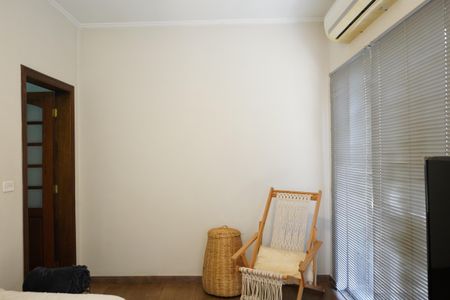 Casa à venda com 353m², 5 quartos e 4 vagasQuarto 3