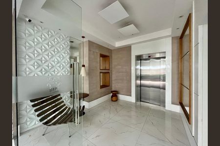 Apartamento para alugar com 87m², 3 quartos e 1 vaga Apartamento para alugar com 87m², 3 quartos e 1 vagaHall