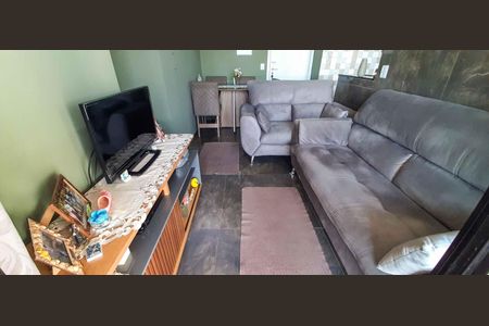 Apartamento à venda com 51m², 2 quartos e 1 vaga Apartamento à venda com 51m², 2 quartos e 1 vagaSala