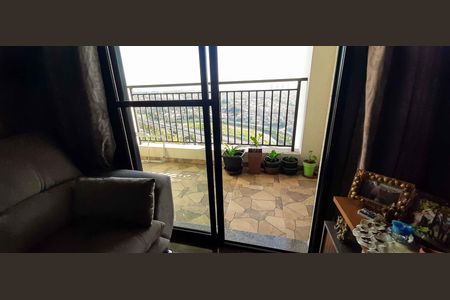 Sacada de apartamento à venda com 2 quartos, 51m² em São Pedro, Osasco