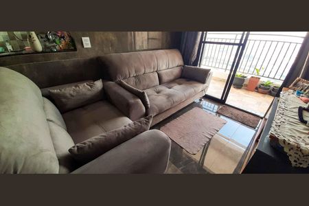 Sala de apartamento à venda com 2 quartos, 51m² em São Pedro, Osasco