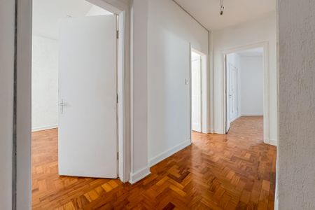 Apartamento à venda com 129m², 3 quartos e sem vagaCorredor