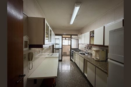 Apartamento à venda com 98m², 3 quartos e 2 vagas Apartamento à venda com 98m², 3 quartos e 2 vagasCozinha
