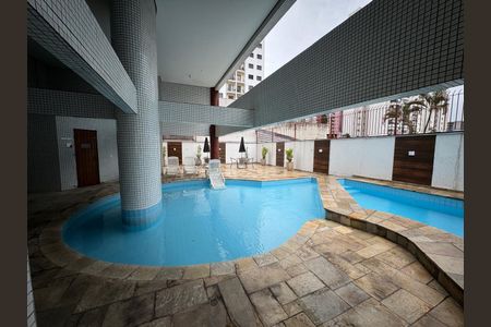Apartamento à venda com 98m², 3 quartos e 2 vagas Apartamento à venda com 98m², 3 quartos e 2 vagasÁrea comum - Piscina