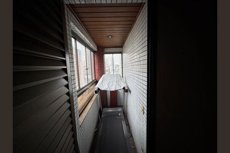 Apartamento à venda com 98m², 3 quartos e 2 vagas Apartamento à venda com 98m², 3 quartos e 2 vagasQuarto 1