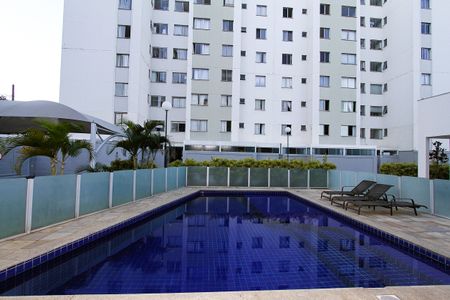 Apartamento à venda com 60m², 1 quarto e 1 vagaÁrea comum - Piscina