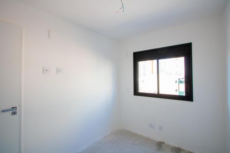 Apartamento à venda com 92m², 2 quartos e 2 vagasQuarto 2 - Suíte