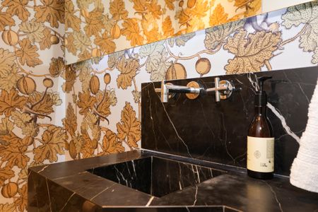 Apartamento à venda com 70m², 1 quarto e 2 vagas Apartamento à venda com 70m², 1 quarto e 2 vagasLavabo