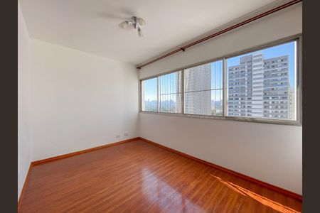 Apartamento para alugar com 84m², 3 quartos e 1 vaga Apartamento para alugar com 84m², 3 quartos e 1 vagaSala