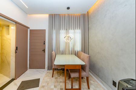 Casa à venda com 75m², 3 quartos e 1 vagaSala