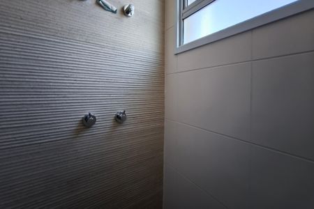 Apartamento à venda com 66m², 2 quartos e 1 vagaBanheiro Suíte