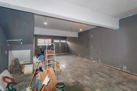 Casa para alugar com 160m², 2 quartos e 6 vagasGaragem