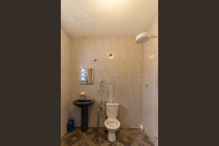 Casa para alugar com 160m², 2 quartos e 6 vagasBanheiro Social