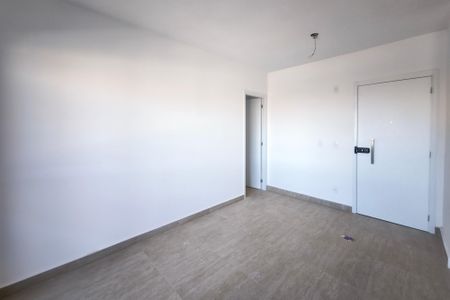Apartamento à venda com 66m², 2 quartos e 1 vagaSala