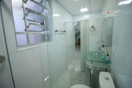 Casa para alugar com 32m², 1 quarto e sem vaga Casa para alugar com 32m², 1 quarto e sem vagaBanheiro