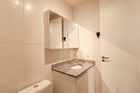 Apartamento para alugar com 27m², 1 quarto e sem vaga Apartamento para alugar com 27m², 1 quarto e sem vagaBanheiro da Suíte
