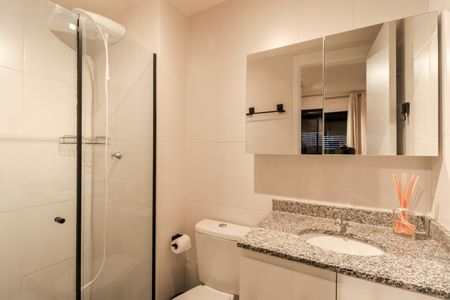 Apartamento para alugar com 27m², 1 quarto e sem vaga Apartamento para alugar com 27m², 1 quarto e sem vagaBanheiro da Suíte