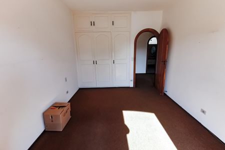 Casa à venda com 607m², 5 quartos e 5 vagasQuarto 4