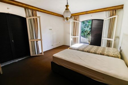 Casa à venda com 607m², 5 quartos e 5 vagasSuíte 1