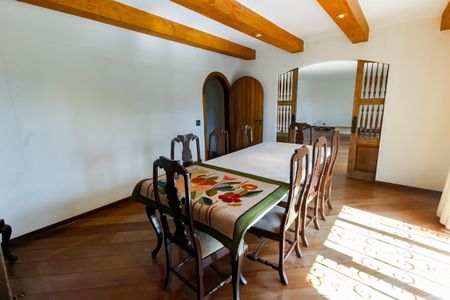 Casa à venda com 607m², 5 quartos e 5 vagasSala de Jantar