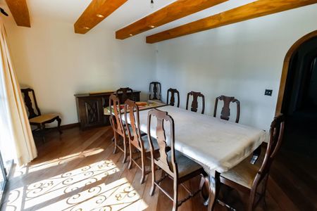 Casa à venda com 607m², 5 quartos e 5 vagasSala de Jantar