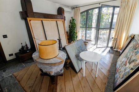 Casa à venda com 607m², 5 quartos e 5 vagasSala 3