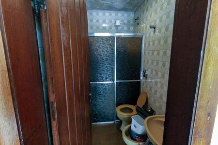 Casa à venda com 607m², 5 quartos e 5 vagasBanheiro de Serviço