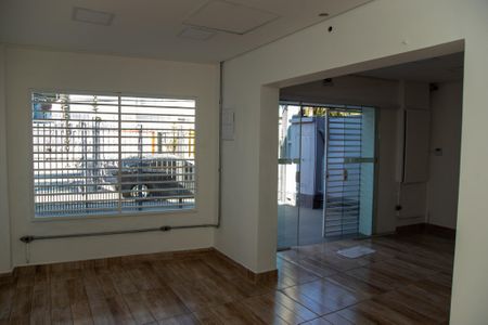 Casa para alugar com 160m², 3 quartos e 2 vagasSala