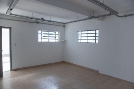 Casa para alugar com 160m², 3 quartos e 2 vagasSala