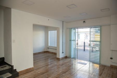 Casa para alugar com 160m², 3 quartos e 2 vagasSala