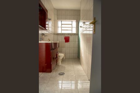 Casa para alugar com 160m², 3 quartos e 2 vagasBanheiro 