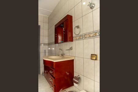 Casa para alugar com 160m², 3 quartos e 2 vagasBanheiro 