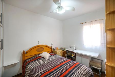 Apartamento à venda com 107m², 3 quartos e 2 vagas Apartamento à venda com 107m², 3 quartos e 2 vagasSuíte