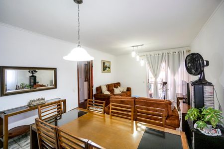 Apartamento à venda com 107m², 3 quartos e 2 vagas Apartamento à venda com 107m², 3 quartos e 2 vagasSala