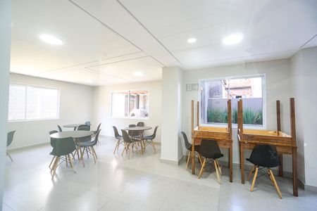 Apartamento à venda com 40m², 2 quartos e sem vagaÁrea comum - Salão de festas