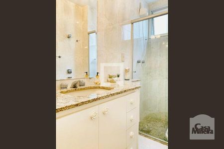 Apartamento à venda com 150m², 4 quartos e 3 vagasBanheiro 