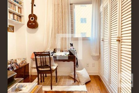 Apartamento à venda com 150m², 4 quartos e 3 vagasQuarto 